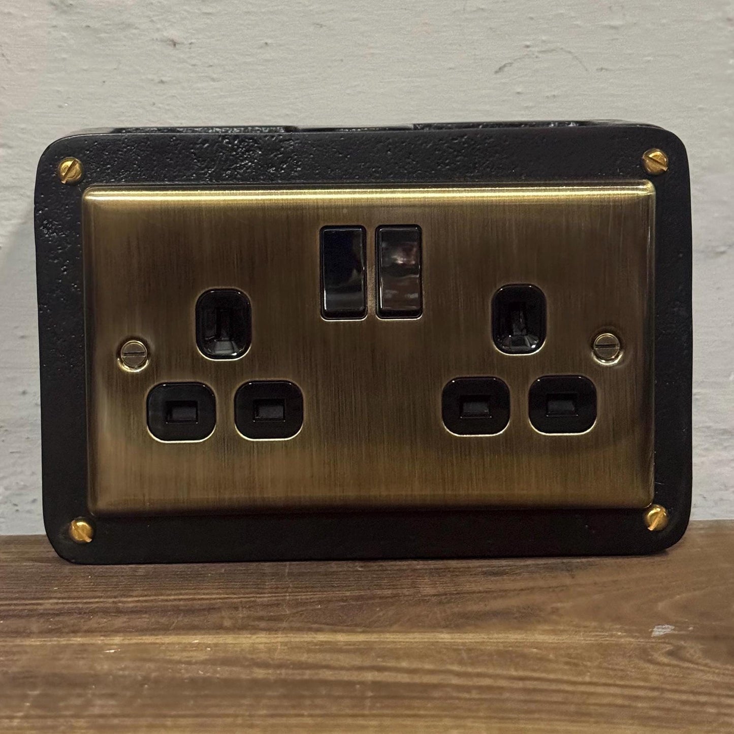 Black Double Switched Antique Brass 13A Power Socket 230V 13A 2 Gang 2G Solid Cast Metal Conduit Switch Industrial - BS EN Approved