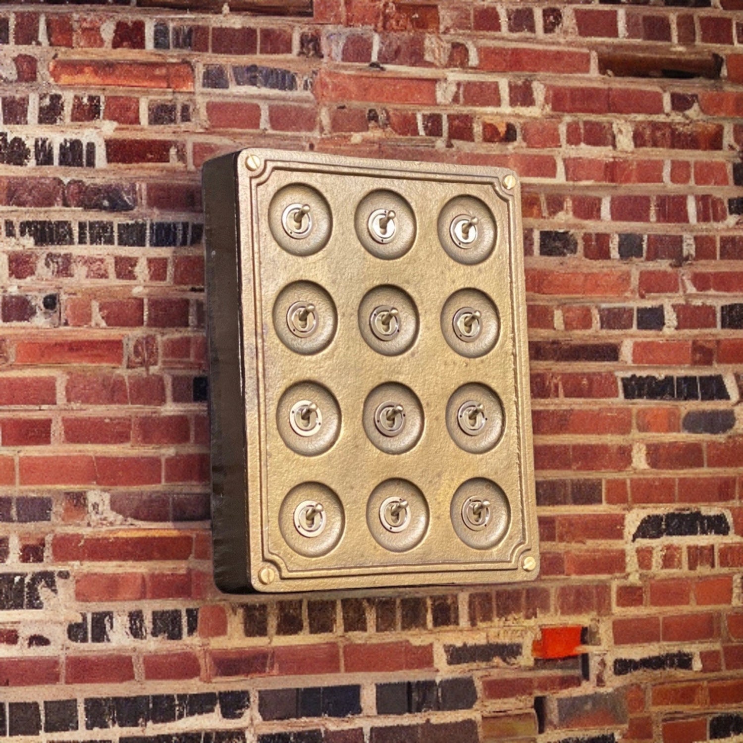 12 Gang 2 Way Bronze Solid Cast Metal Surface Mounting Conduit Light Switch Industrial - BS EN Approved Vintage Crabtree 1950