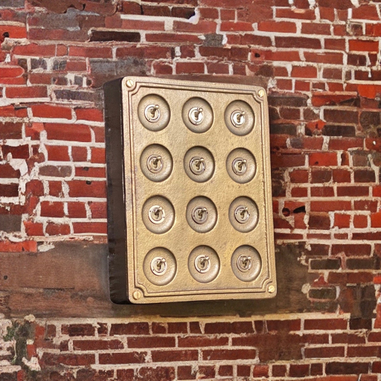 12 Gang 2 Way Bronze Solid Cast Metal Surface Mounting Conduit Light Switch Industrial - BS EN Approved Vintage Crabtree 1950