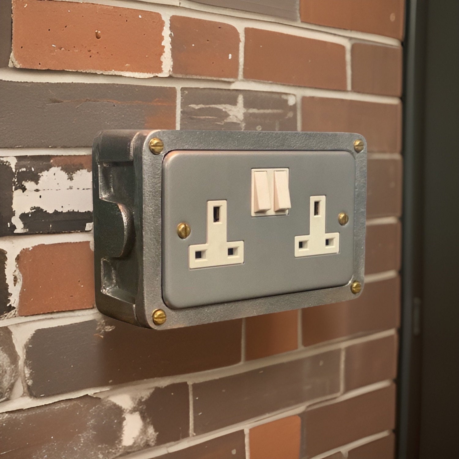 Grey Metal Clad Double Switched 13A Power Socket 230V 2 Gang 2G Socket Cast Metal Conduit Switch Industrial - BS EN Approved Vintage