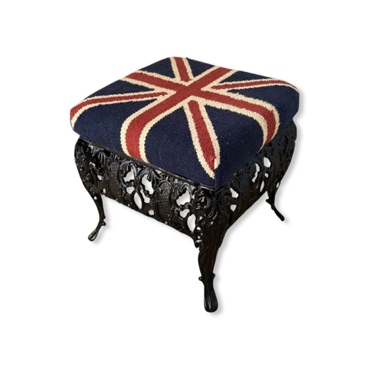 Maxlume ~ Union Jack Flag Bench | Great Britain | Pouf Solid Base | Vintage Style | Floor Standing | Man Cave Foot Stool