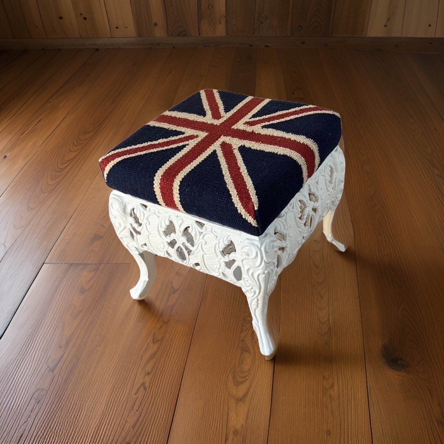 Union Jack Flag Bench | Great Britain | Pouf Solid Base | Vintage Style | Floor Standing | Man Cave Foot Stool