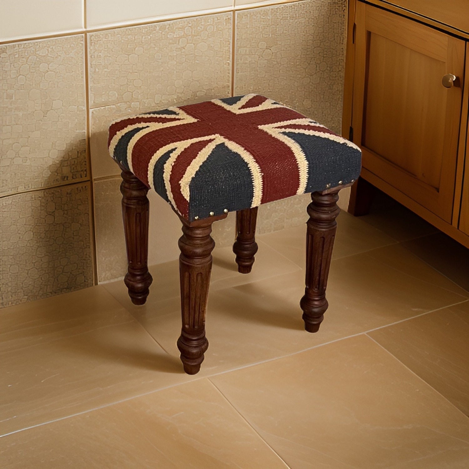 Maxlume ~ Union Jack Flag Bench | Great Britain | Pouf Solid Base | Vintage Style | Floor Standing | Man Cave Foot Stool