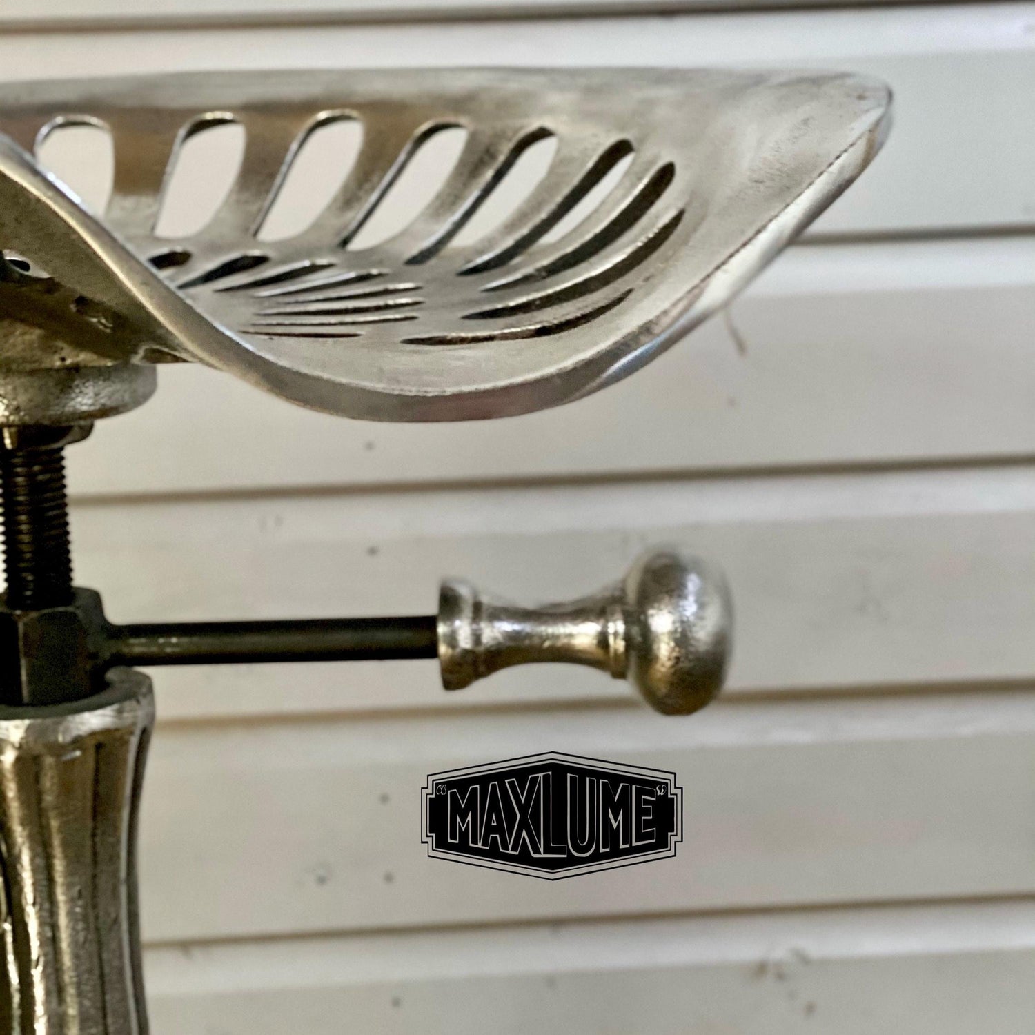 Tractor Seat Industrial Solid Bar Stool | Vintage Style | Solid Cast Metal | Floor Standing