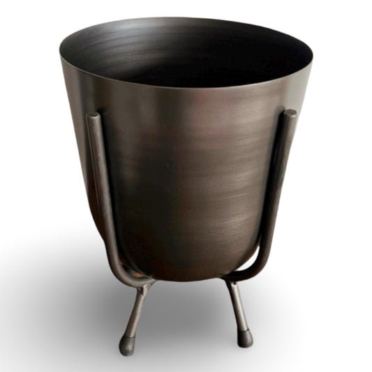 Maxlume ~ Pewter Grey Indoor Small Plant Pot & Stand Planter